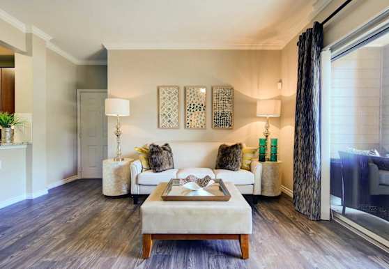 Bell Hill Country Apartments Austin Tx 78735