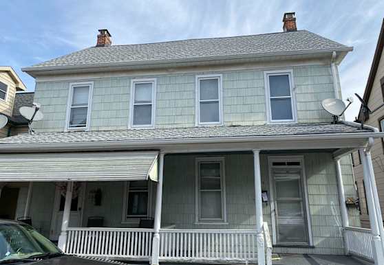 208 Ruth Ave Apartments Hanover, PA 17331