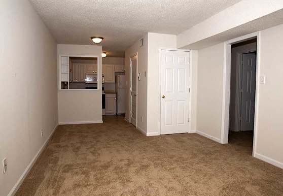 Eastbrook And Village Green Apartments Greenville Nc 27858