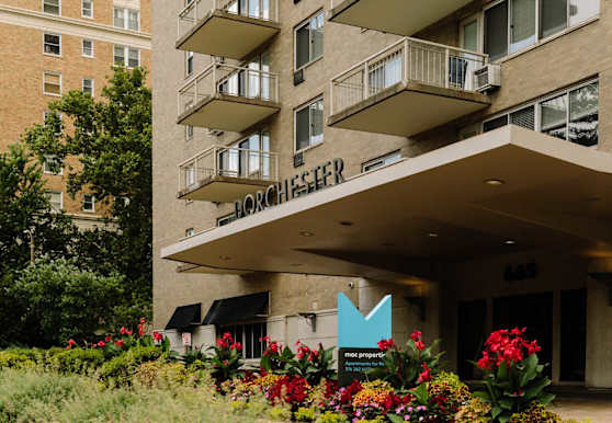 The Dorchester Apartments Saint Louis Mo 63105