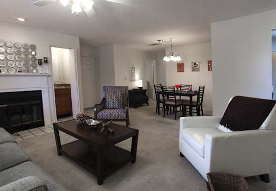 Spring Lake Point Apartments Shreveport La 71106