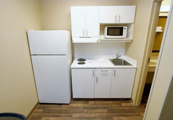 Furnished Studio Richmond W Broad Street Glenside South Apartments Richmond Va 23230
