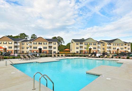 King's Quarters at Jack Britt Apartments - Fayetteville ...