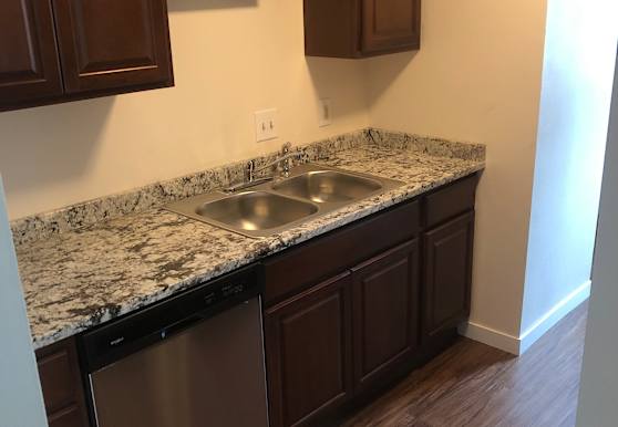 Center Street Village Apartments Rochester Mn 55904