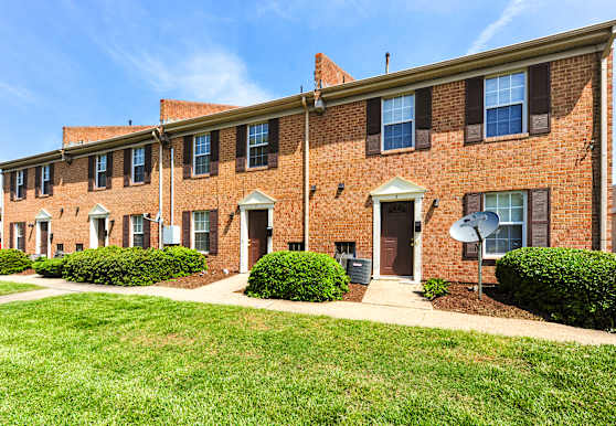 Brentwood Forest Apartments Norfolk, VA 23518