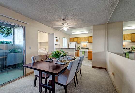 The Retreat At Austin Bluffs Apartments Colorado Springs Co 80917