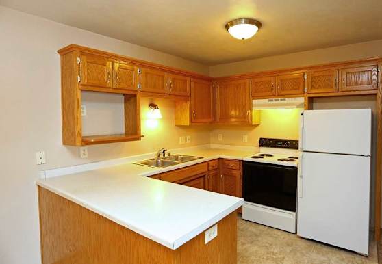 Colonial Court Apartments Pulaski Wi 54162