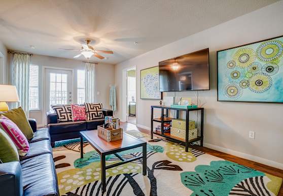 University Village At Austin Apartments Austin Tx 78741