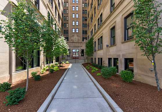 Wellington Square Senior Apartments Detroit Mi 48202