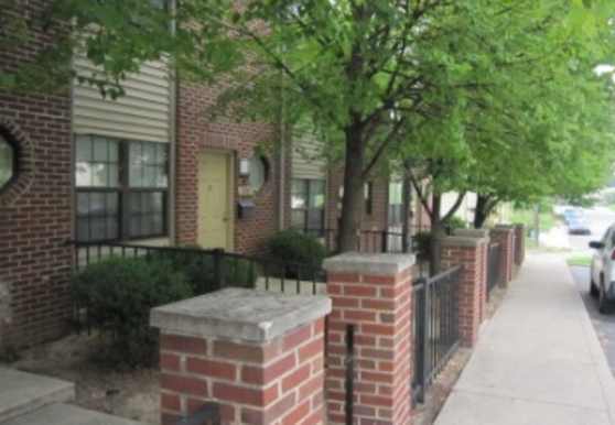 Ohio Street Townhomes Apartments Indianapolis In 46202