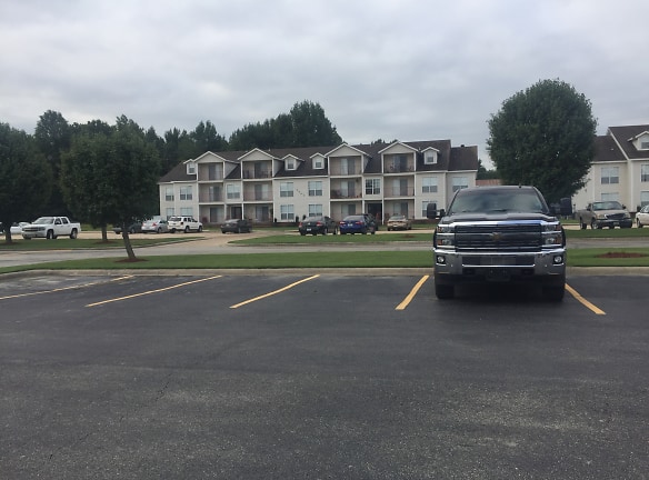 Carriage House Apartments - Paragould, AR