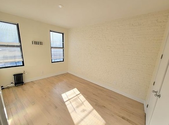 133 Fort George Ave unit 4A - New York, NY