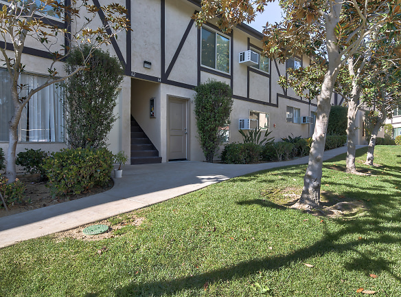 La Jolla Terrace Apartments - San Diego, CA