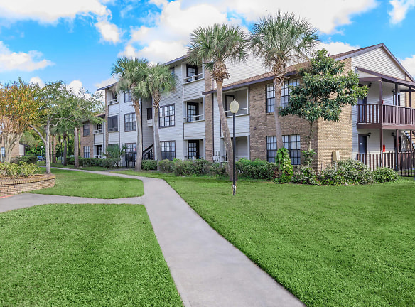 Millenium Cove Apartments - Orlando, FL