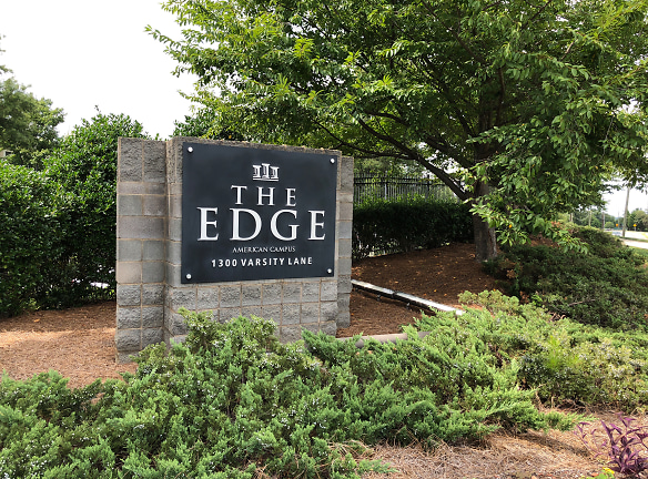 The Edge Apartments - Charlotte, NC