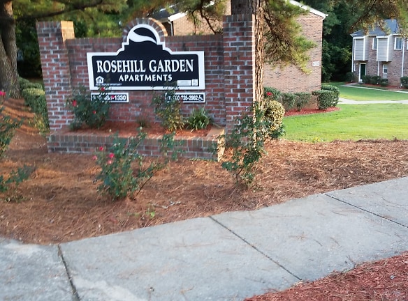 Rosehill Gardens Apartments - Fayetteville, NC