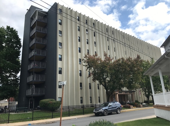 Henry E. Meyer Towers Apartments - Clearfield, PA