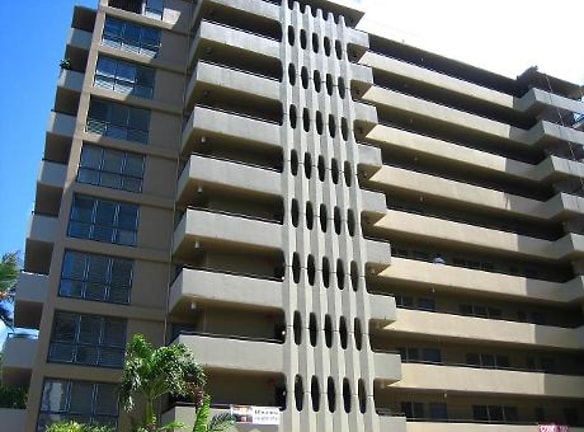 Napili Tower Apartment Homes At Waikiki Beach - Honolulu, HI