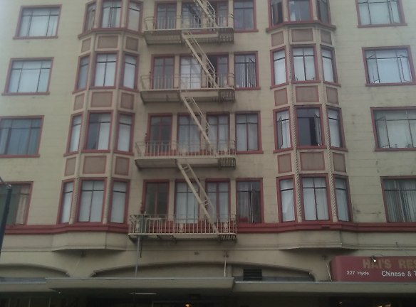 The Cosmopolitan Apartments - San Francisco, CA