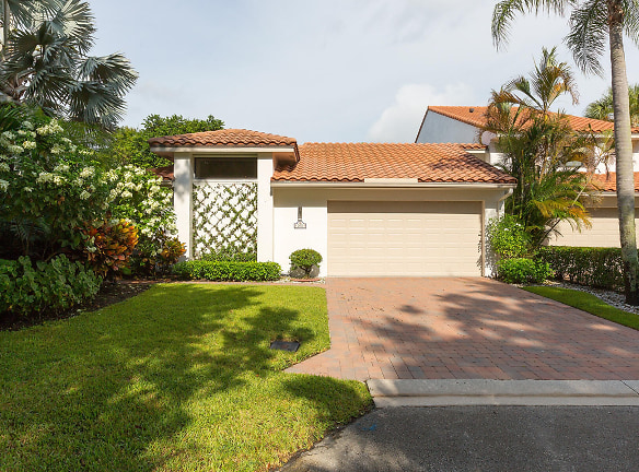 2601 Sheltingham Dr - Wellington, FL