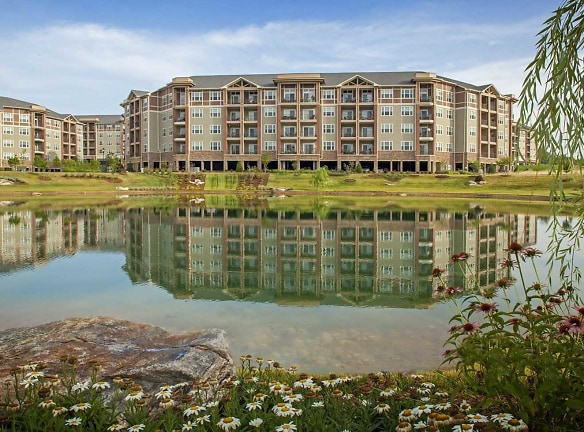 LangTree Lake Norman Apartments - Mooresville, NC