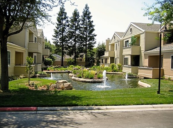 Villaggio Homes - Fresno, CA