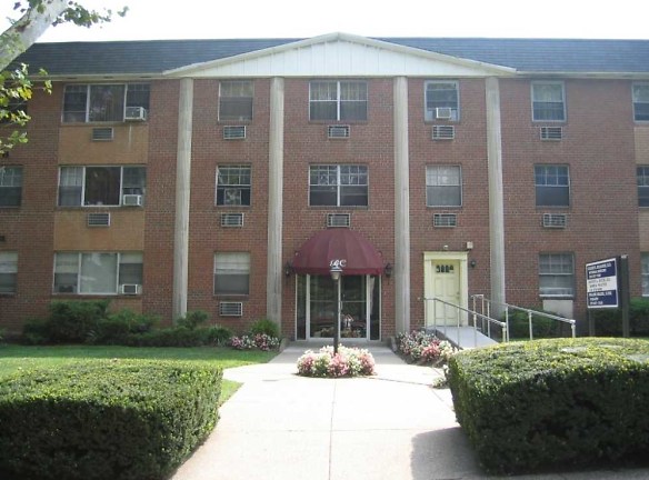 Brynfield Court Apartments - Philadelphia, PA