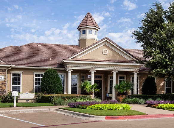 Colonial Grand At Round Rock - Round Rock, TX