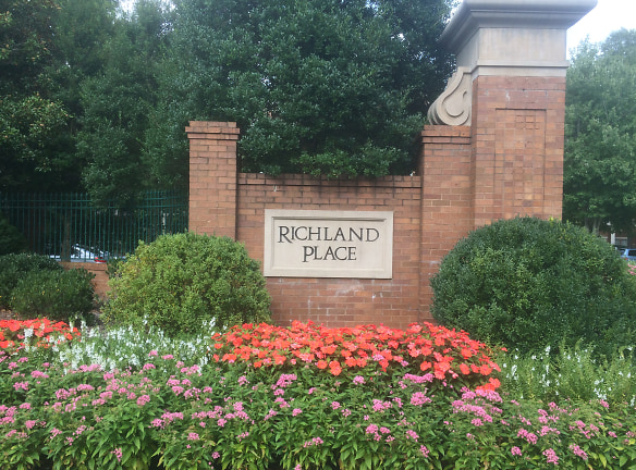 Richland Place Apartments - Nashville, TN