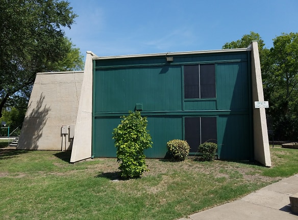 University Apartments - Waco, TX