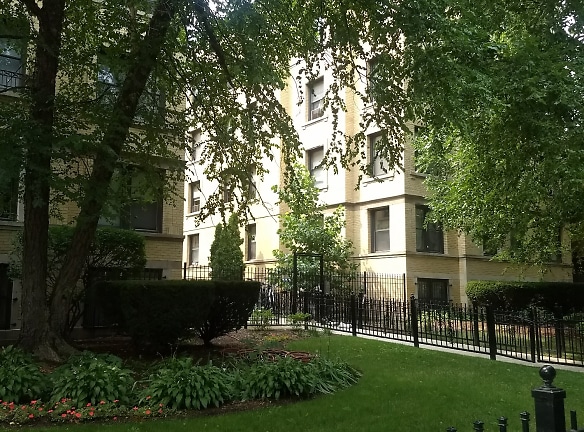 4600 N Beacon St # 4608 Apartments - Chicago, IL