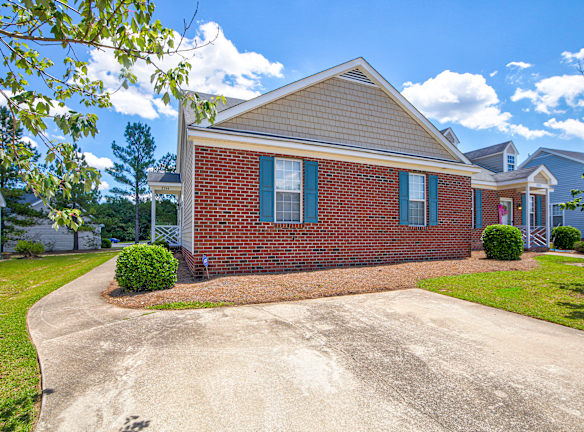 Hunter's Park Apartments - Rocky Mount, NC