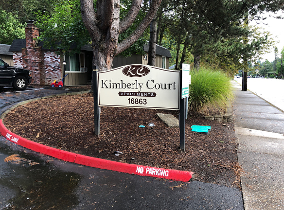 Kimberly Court Apartments - Portland, OR
