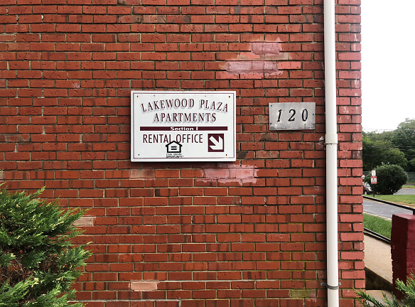 Lakewood Plaza Apartments - Lakewood, NJ