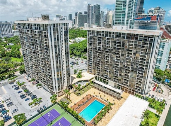 1865 Brickell Ave - Miami, FL