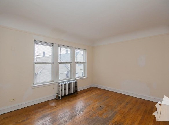 2944 N Albany Ave unit 2946-2W - Chicago, IL