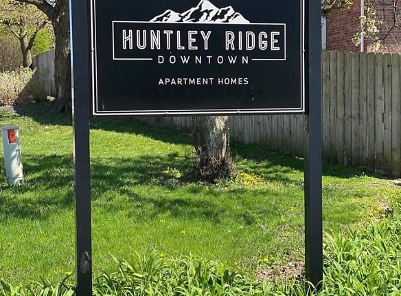 Huntley Ridge Apartments - Decatur, IL