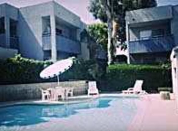 Briarcrest Apartments - Oceanside, CA