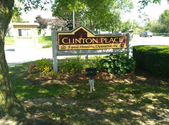 Clinton Place Apartments - Mount Clemens, MI