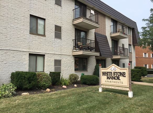 Whitestone Manor Apartments - Cleveland, OH