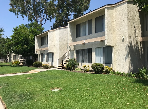 Laurel Canyon Terrace Apartments - Pacoima, CA