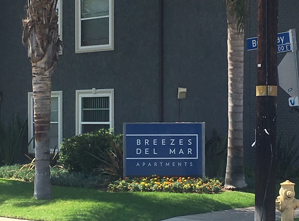 Breezes Del Mar Apartments - Venice, CA