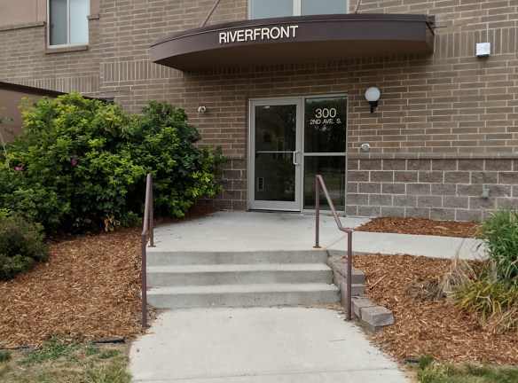 The Riverfront Apartments - Moorhead, MN