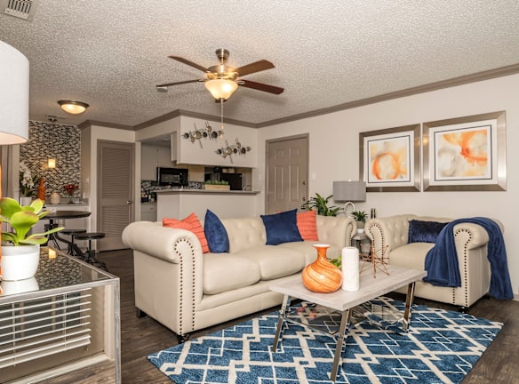 The Overlook At Bear Creek Apartments For Rent Euless