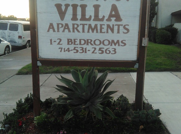 Crown Villa Apartments - Garden Grove, CA
