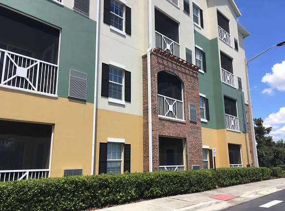 Villas At Carver Park Apartments - Orlando, FL