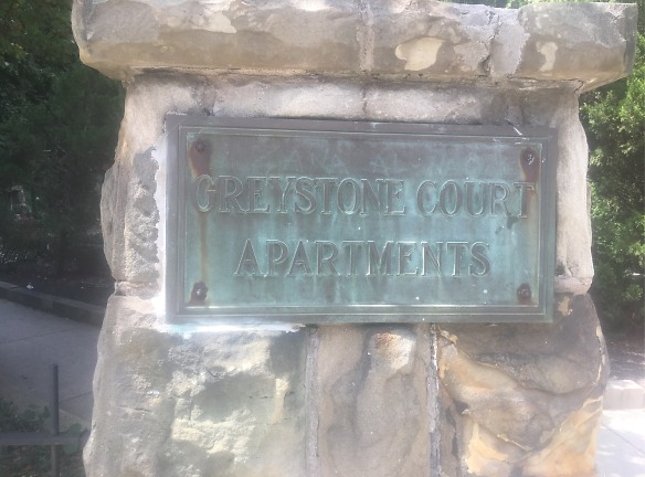 Greystone Court Apartments - Columbus, OH