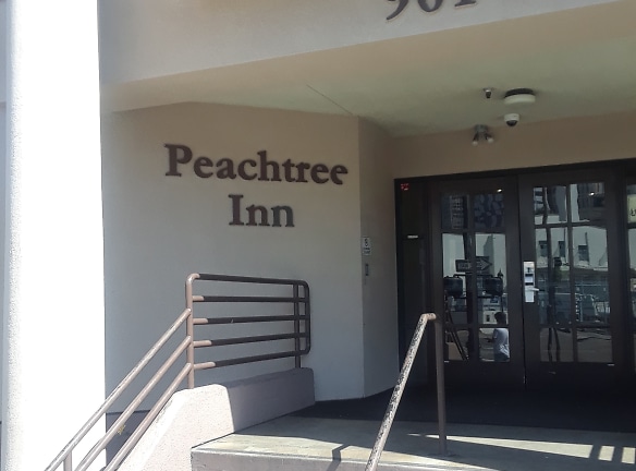 Peachtree Inn Apartments - San Diego, CA