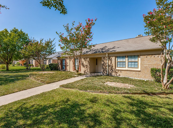 219 Southerland Ave - Mesquite, TX