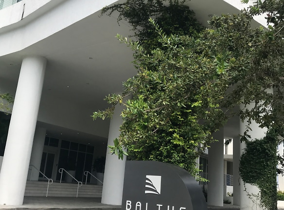 Baltus House Apartments - Miami, FL